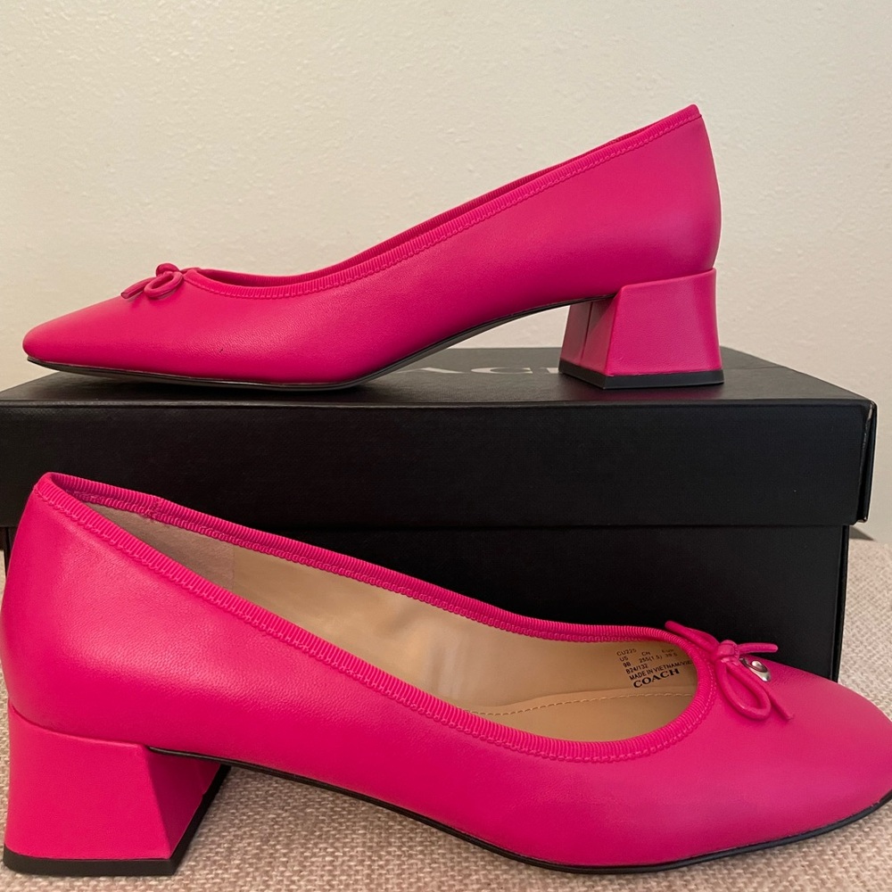 Coach Ava Ballet Pumps in Dragonfruit Pink NWT in Box Size 9
